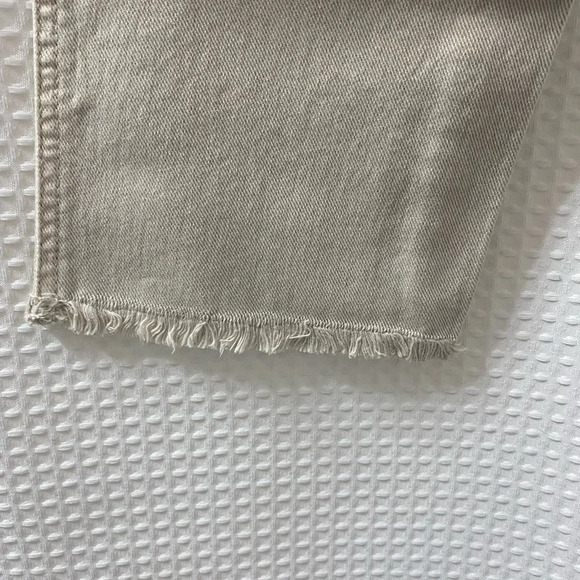 NWT LOFT Frayed High Rise Straight Crop Jeans - Picture 8 of 8